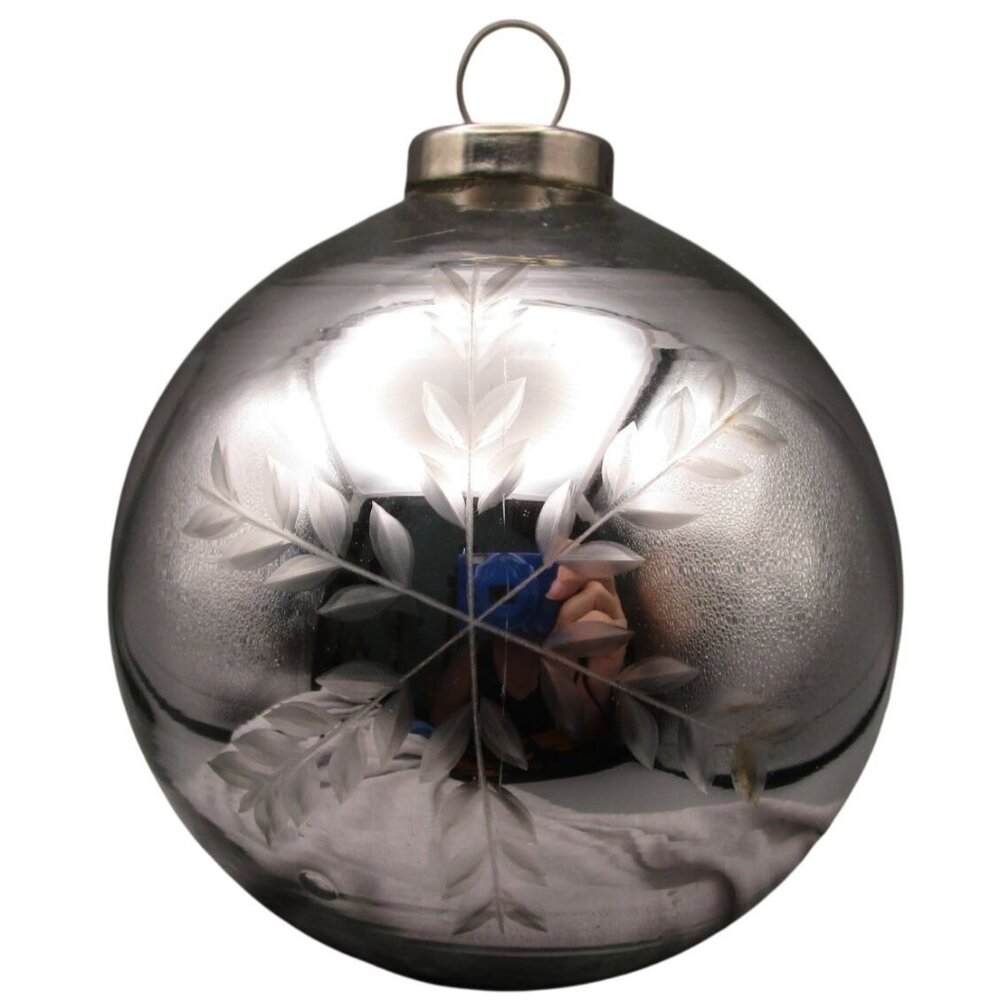 Vintage Silver Cut Snowflake Mercury Style Christmas Ornament Metal Cap GUC